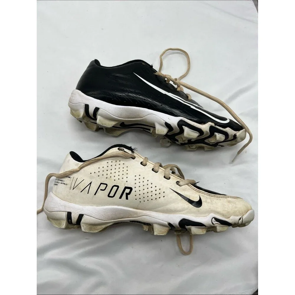 Nike Vapor Ultrafly 4 Keystone Black and White Baseball Cleats